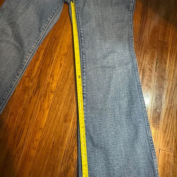 Wrangler x Staud Cropped Flare Jeans Indigo NWT - Picture 7 of 8